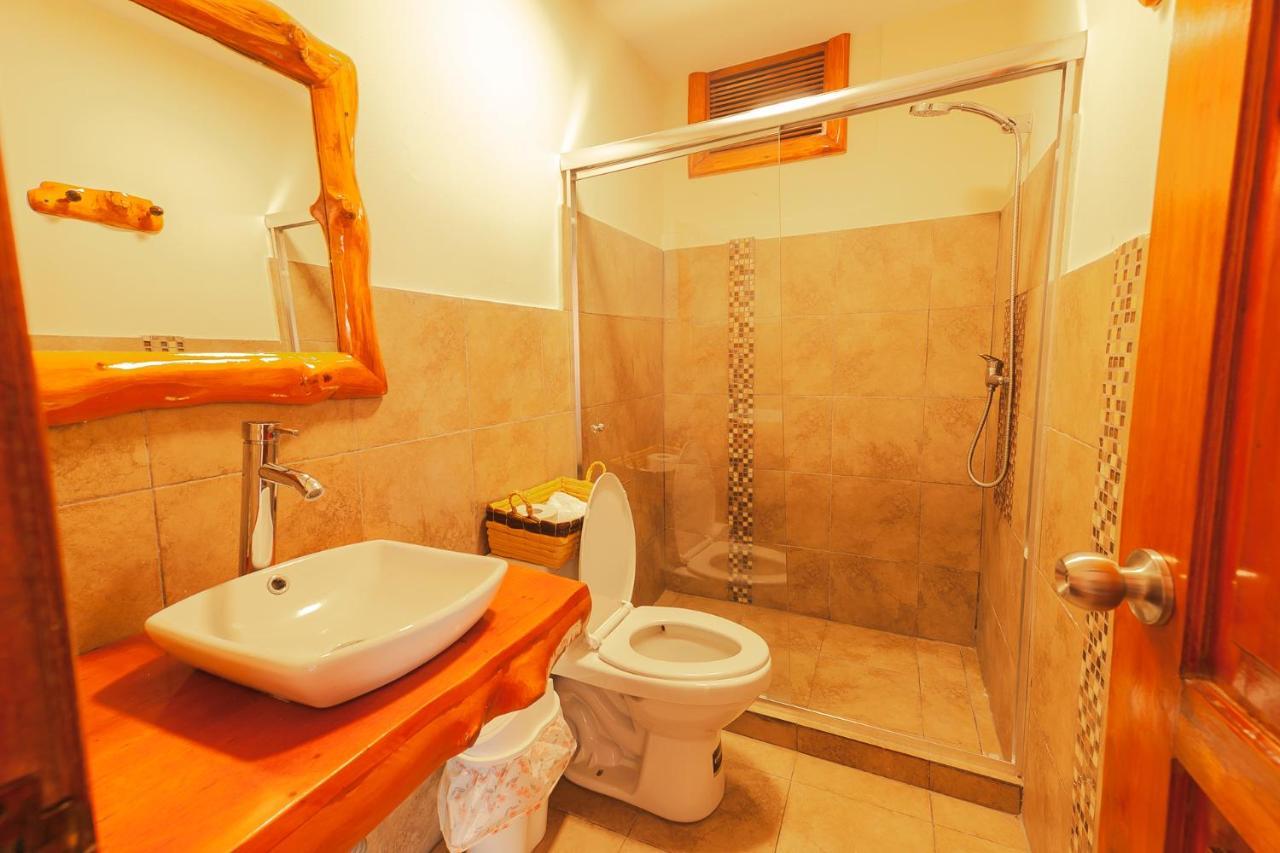 Los Ponchos Inn Apartasuite Otavalo Exterior foto